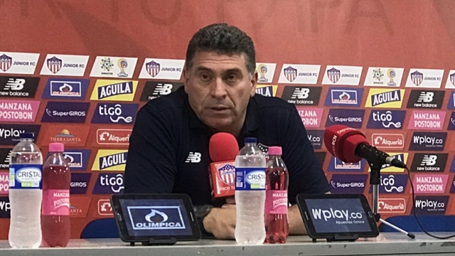 Técnico de Junior: La llegada de Matías Fernández fue pedida expresamente por mí