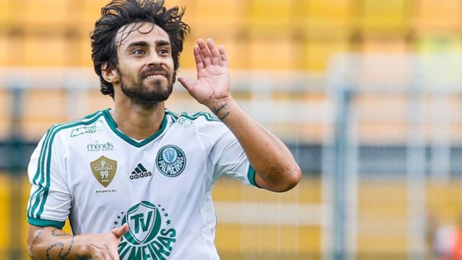 Hinchas de Palmeiras pidieron el regreso de Jorge Valdivia