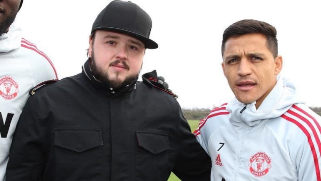 Actor de “Game Of Thrones” compartió con Alexis y el plantel de Manchester United