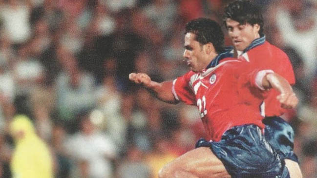 El primer gol en la Roja del cumpleañero Clarence Acuña