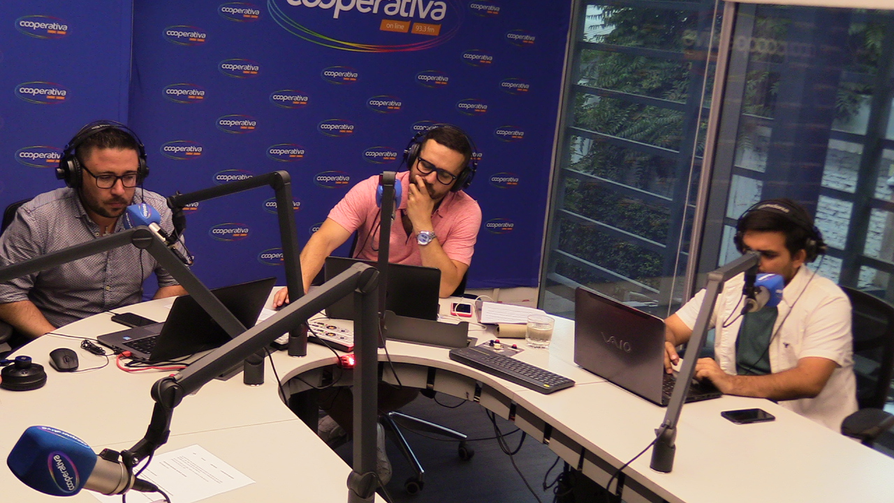 Al Aire Libre PM: ¿Con qué personaje del deporte celebrarías el Día de la Piscola?