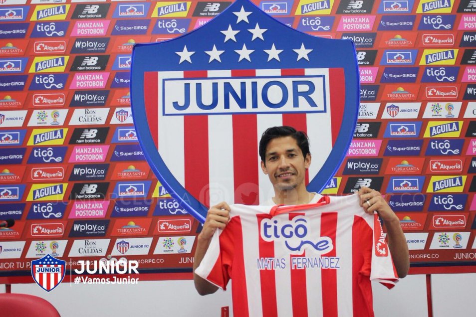 Matías Fernández fue presentado como refuerzo de Junior de Barranquilla