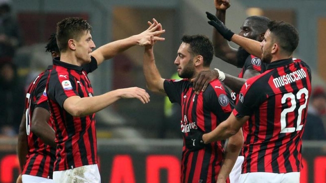 AC Milan regresó a los triunfos en la liga italiana al golear a Cagliari