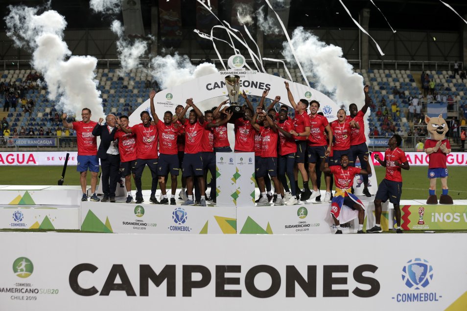 Las celebraciones de Ecuador tras coronarse en el Sudamericano sub 20 en Rancagua