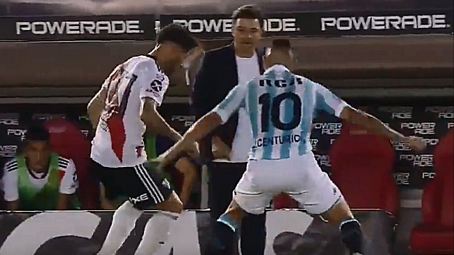 Milton Casco humilló al delantero de Racing Ricardo Centurión