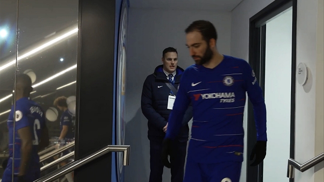 Gonzalo Higuaín escupió en el túnel de Manchester City y se llenó de críticas