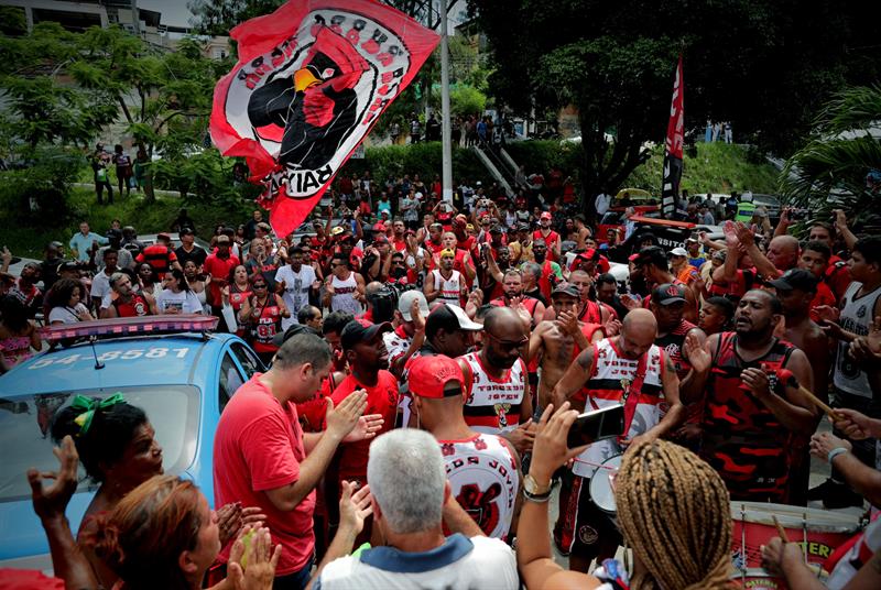 Decenas de personas despidieron a Samuel Rosa, joven víctima de la tragedia de Flamengo