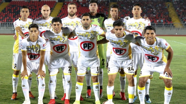 Hinchas de Coquimbo mostraron su descontento por precio en las entradas para duelo con la UC