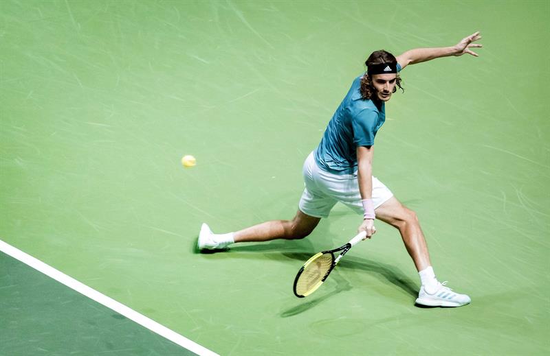 Wawrinka y Dzumhur avanzaron en el torneo de Rotterdam