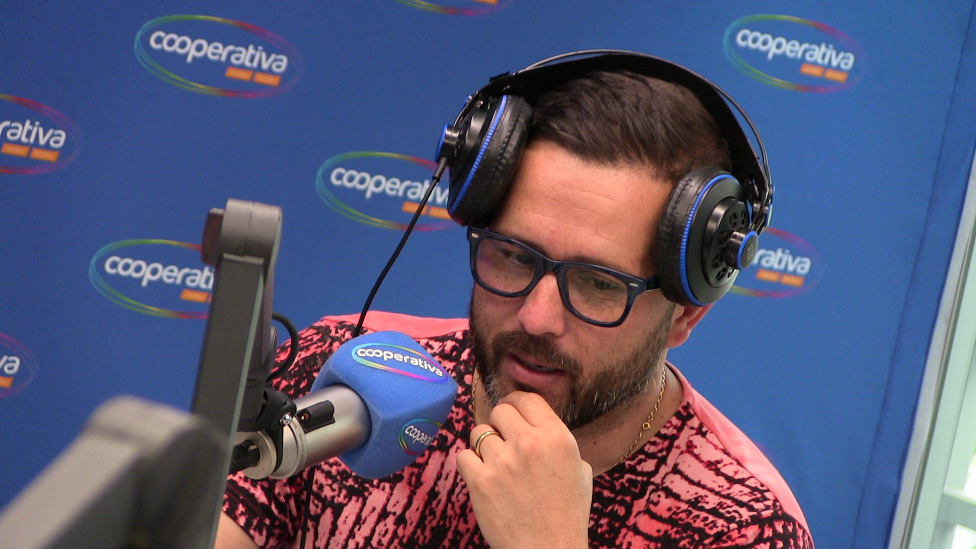 El Show de Al Aire Libre en 14 de febrero: ¿Por qué amas a tu equipo?