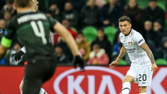 Aránguiz fue titular en Bayer Leverkusen que cosechó un valioso empate en la Europa League