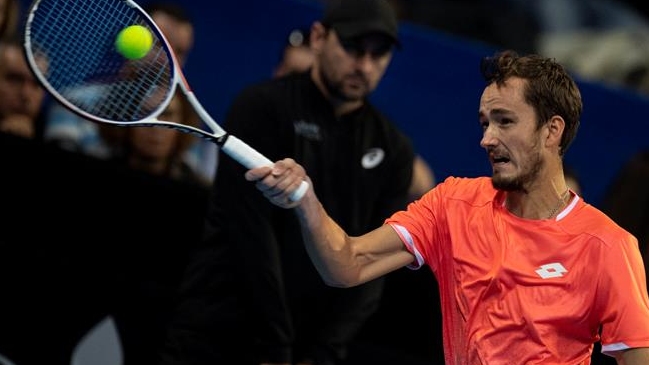 Daniil Medvedev alargó su racha ganadora y pasó a semifinales en Rotterdam