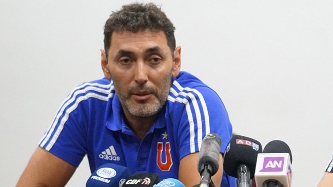 Universidad de Chile desvinculó al preparador de arqueros Gustavo Flores