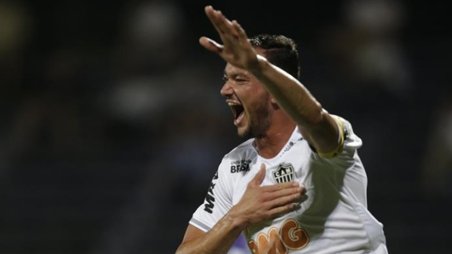 Atlético Mineiro venció a Defensor en Uruguay y se acercó a la fase de grupos de la Libertadores