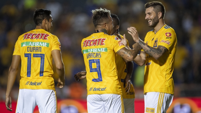 Tigres de Eduardo Vargas venció a Atlas de Guillermo Hoyos y tomó el liderato en México