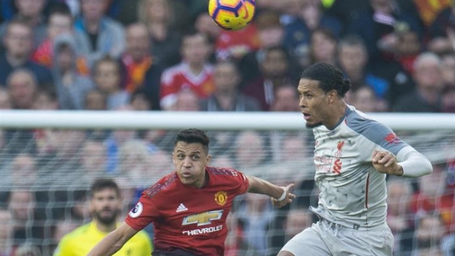 Prensa inglesa destacó el “esfuerzo” de Alexis Sánchez en el duelo frente a Liverpool