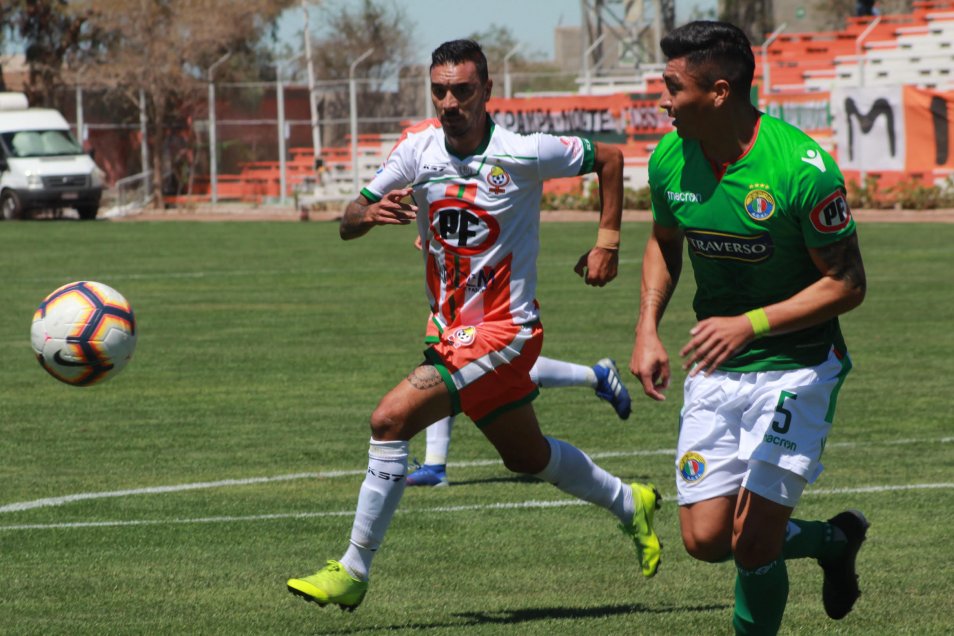 Audax Italiano sonrió en El Salvador tras ajustado triunfo ante Cobresal