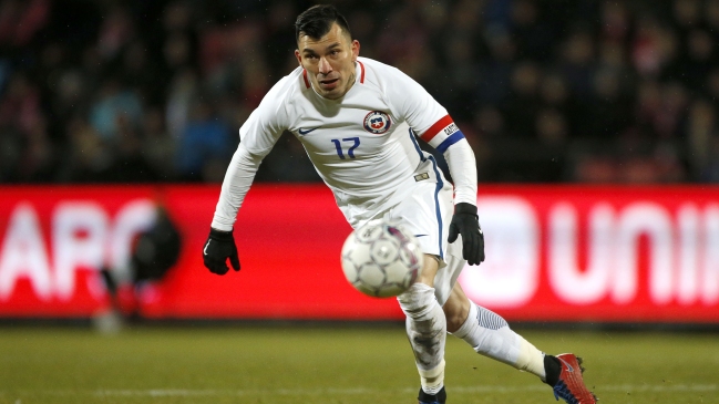 Gary Medel: Espero estar en los amistosos previos a Copa América liderando a la selección