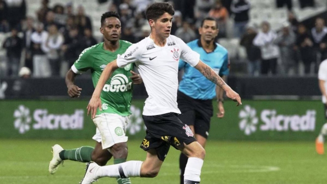 Corinthians se abrió a la posibilidad de enviar a préstamo a Angelo Araos