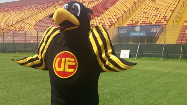 Unión Española presentó a su nueva mascota y lanzó concurso para nombrarla