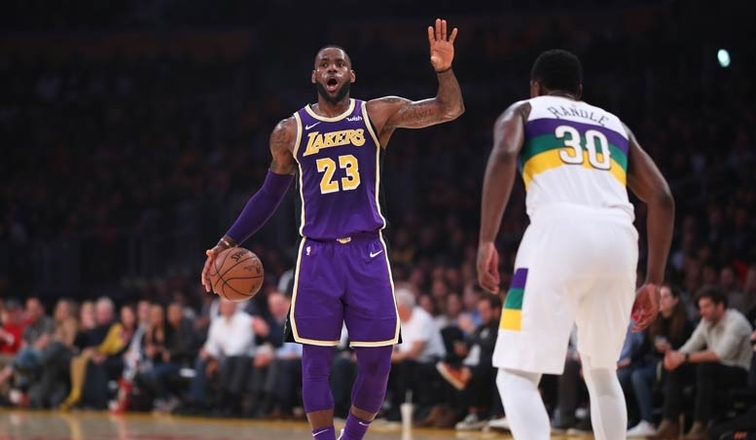 Los Lakers volvieron a la senda del triunfo gracias a LeBron