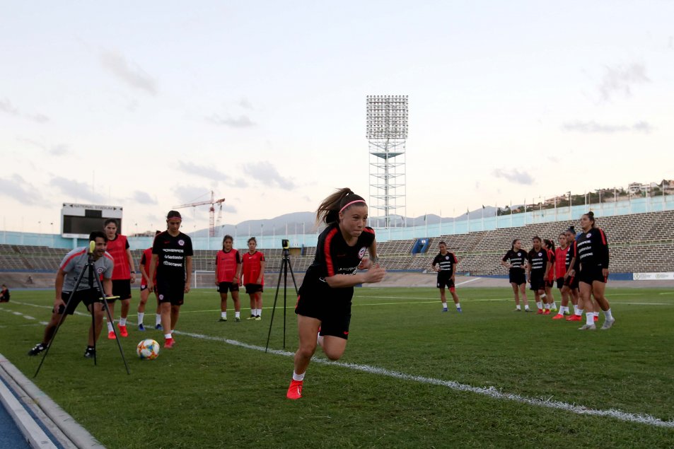 La Roja femenina tuvo su última práctica antes de jugar ante Jamaica