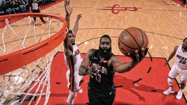 ¡Extraordinario! James Harden anotó 58 puntos en triunfo de Houston Rockets sobre Miami Heat