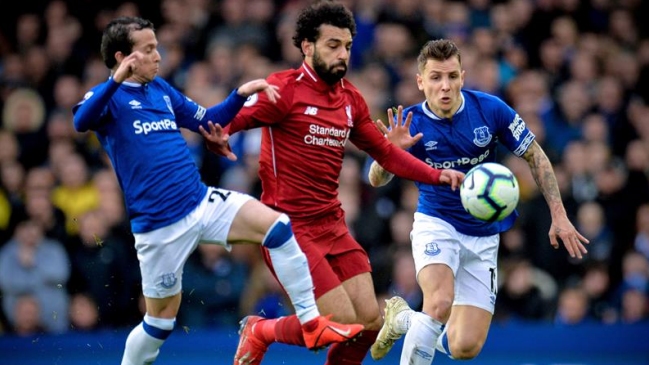 Decepción roja: Liverpool tropezó con Everton y cedió el liderato de la Premier League