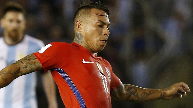 Reinaldo Rueda medita el regreso de Eduardo Vargas a la selección
