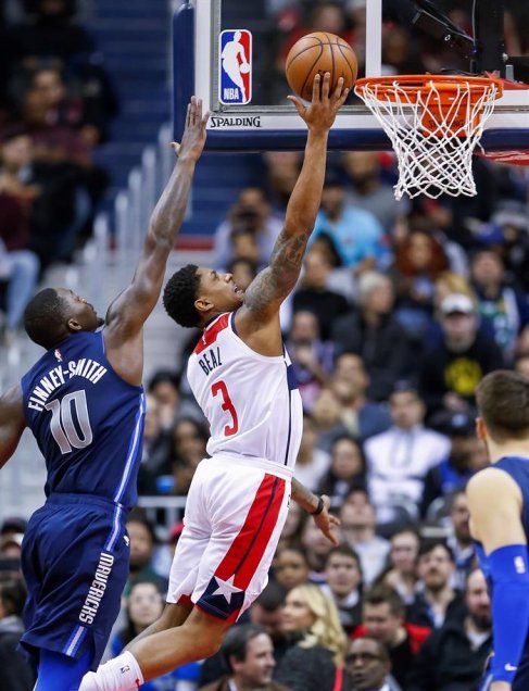 Bulls y Wizards triunfaron frente a Sixers y Mavericks en la NBA