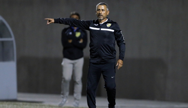 Entrenador de Barnechea molesto tras la derrota: Santa Cruz solo vino a ensuciar el partido