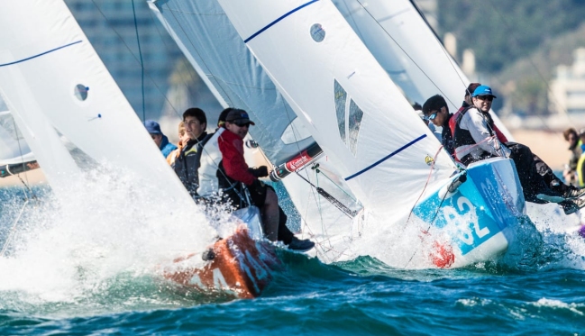 Velero “Morenita” lidera el Campeonato Nacional Santander de la Clase J/70