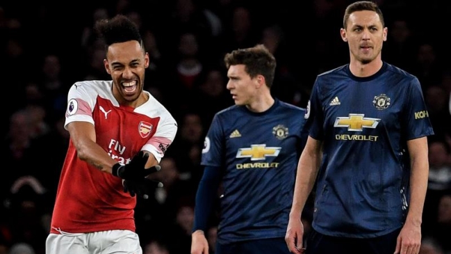 Pierre-Emerick Aubameyang y Granit Xhaka guiaron el triunfo de Arsenal sobre Manchester United