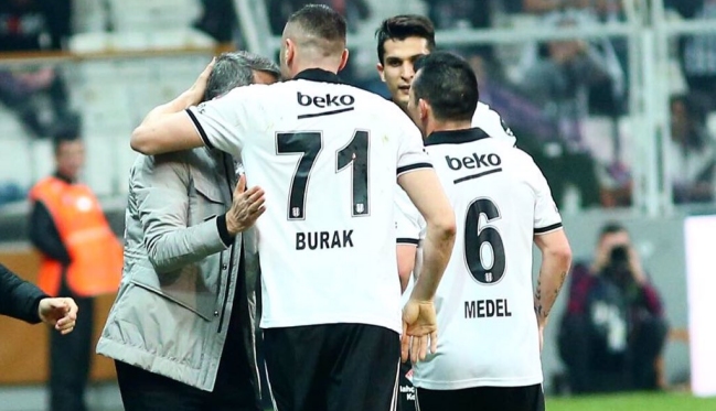 Besiktas tuvo agónico triunfo en Turquía con Gary Medel en cancha