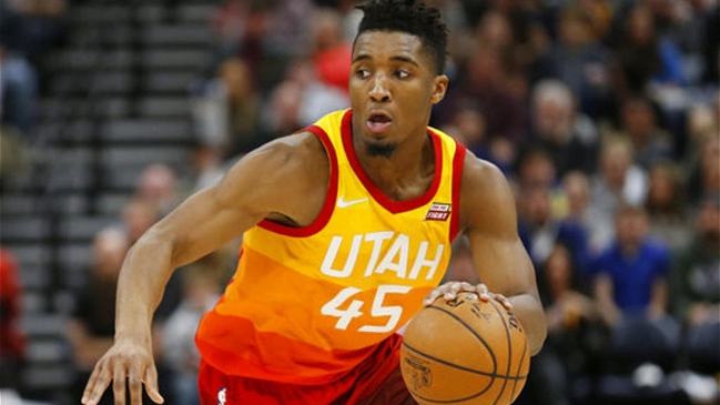 Las 10 mejores jugadas de la NBA: Donovan Mitchell le “quebró” las piernas a su rival