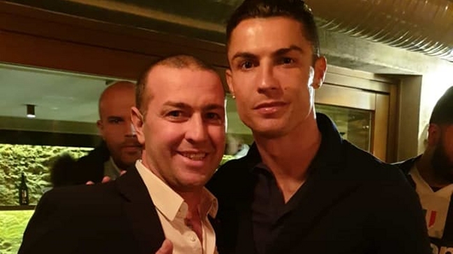 Cristiano Ronaldo recibió gran ovación en un restaurante de Turín