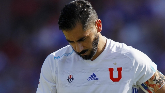 Johnny Herrera replicó con dureza las críticas de Víctor Hugo Castañeda: Con suerte sabe hablar