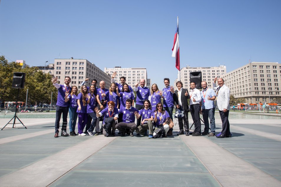 Maratón de Santiago presentó inédito plan de voluntariado en La Moneda