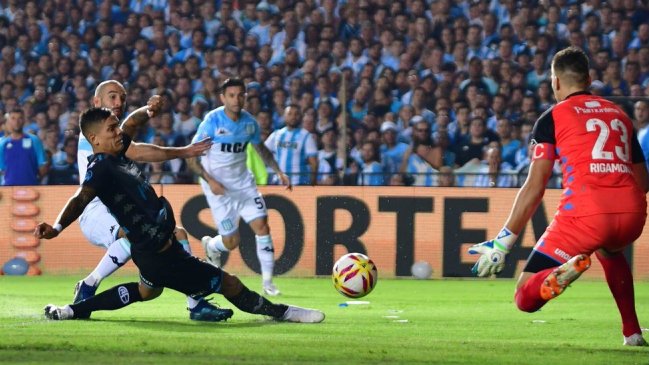 El centro con veneno de Mena que resultó en el gol de la victoria de Racing sobre Belgrano