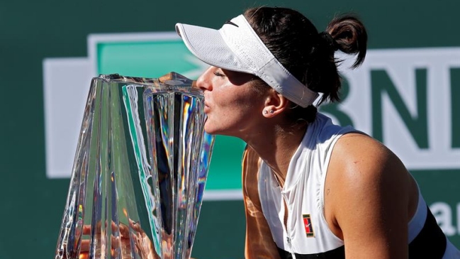 Andreescu tras triunfar en Indian Wells: Hay mucho trabajo duro detrás de esto, estoy feliz
