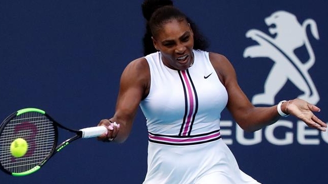 Serena Williams se retiró del Abierto de Miami por lesión en una rodilla