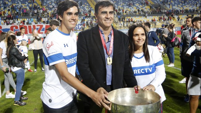 Gustavo Quinteros tras su primer título con la UC: Los jugadores hicieron un trabajo excepcional