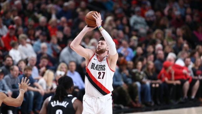 Los Blazers aseguran pase a los play-offs pero pierden por seria lesión a Jusuf Nurkic