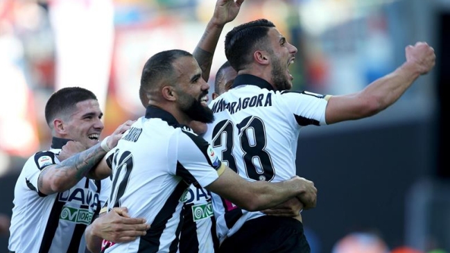 ¡Pero qué golazo! Udinese noqueó a Genoa con un increíble disparo de Mandragora