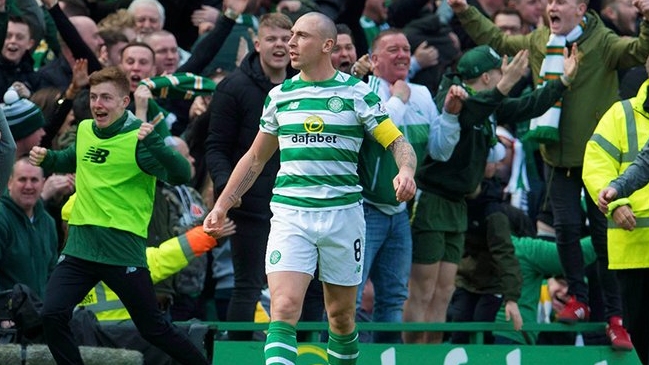 Pupilo de Steven Gerrard le dio un puñetazo al capitán de Celtic en un encendido Old Firm