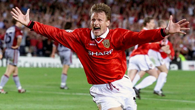 El gol inolvidable del cumpleañero Teddy Sheringham