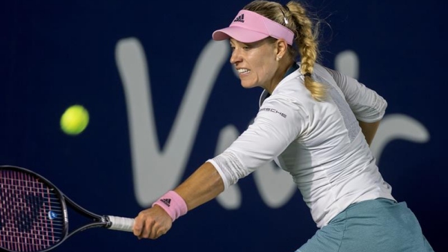 Angelique Kerber y Garbiñe Muguruza clasificaron a octavos de final en Monterrey