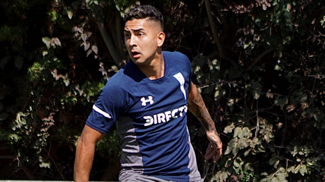 Jeisson Vargas quedó al margen del choque entre la UC y Gremio por lesión muscular