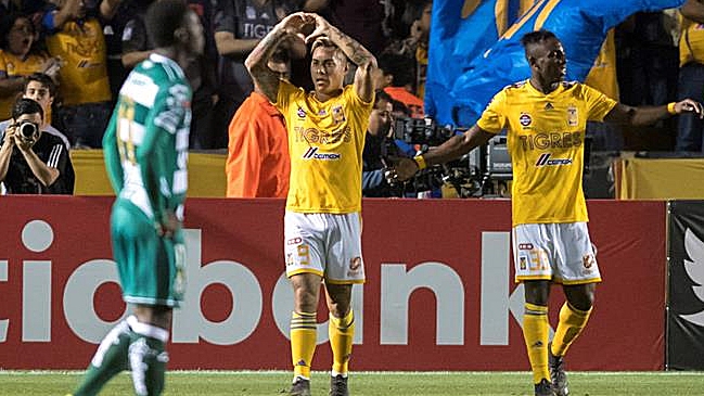 Tigres puso un pie en la final de la Concachampions comandado por Eduardo Vargas