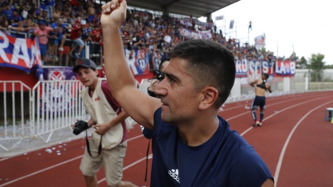 Azul Azul sondea a David Pizarro para un cargo en las series menores de la U